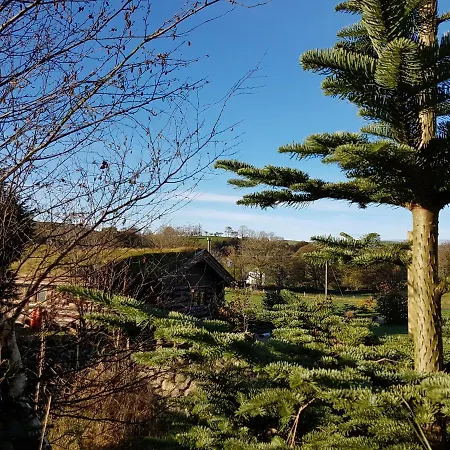 Guardswood The Woodsman Cabin * ウルバーストン