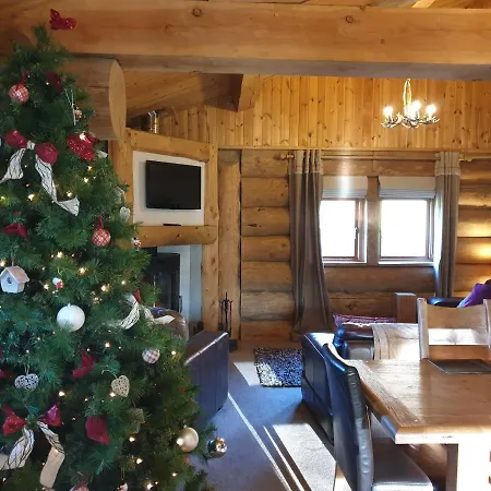 Guardswood The Woodsman Cabin 울버스톤