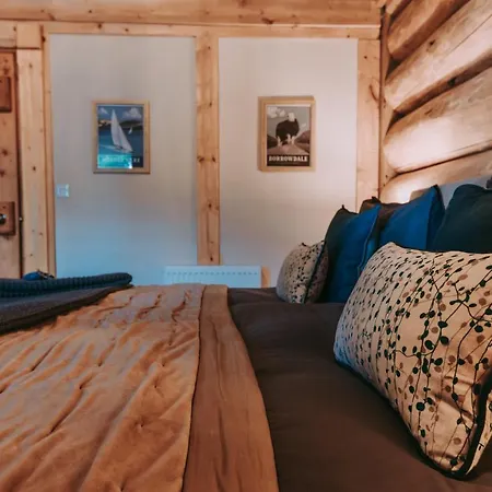 빌라 Guardswood The Woodsman Cabin *